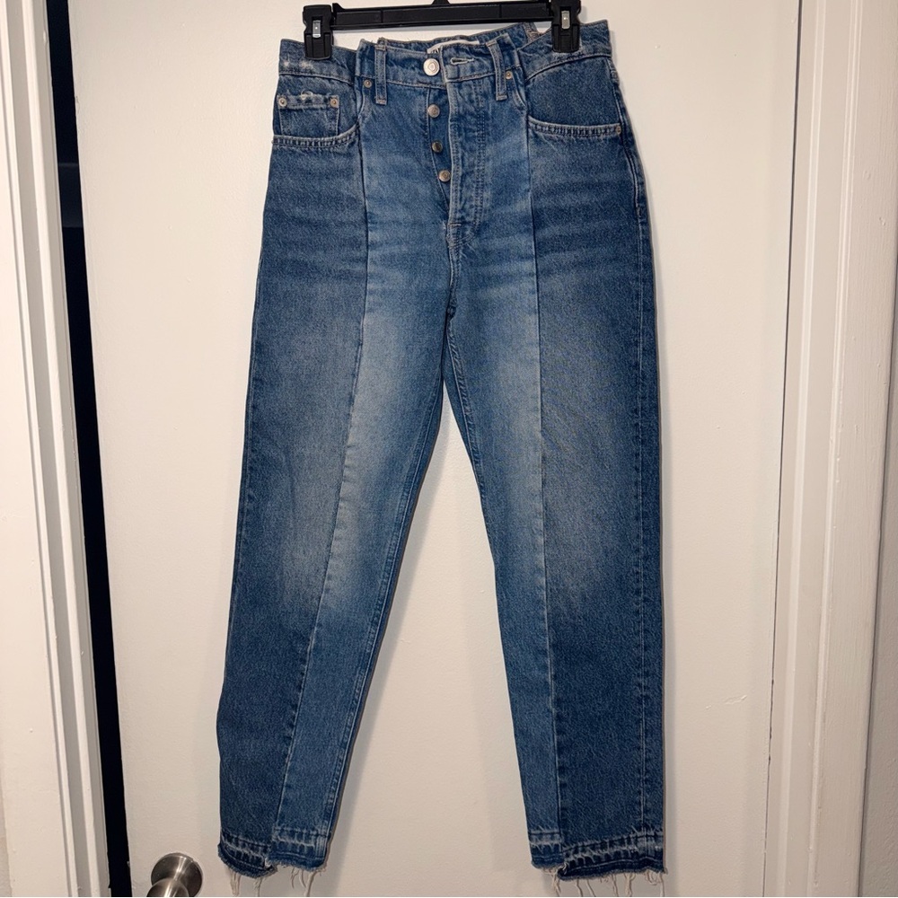 Zara Women's Straight Leg Jeans - Blue Size 4